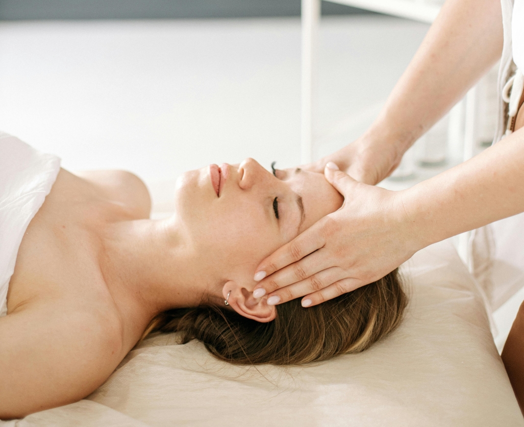 head massage photo